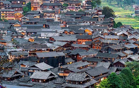 果洛6种常见的外墙仿石漆施工工艺！